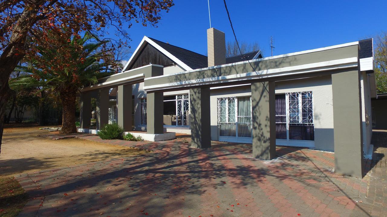 Lighthouse Bed & Breakfast Kroonstad Exterior photo